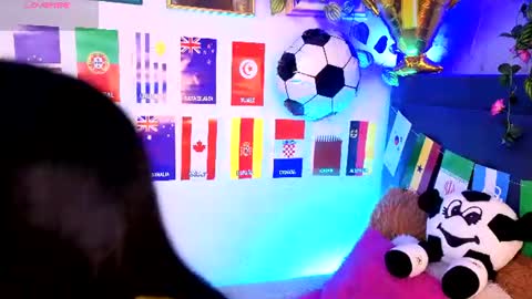 alisse_xx online show from June 24, 5:06 am