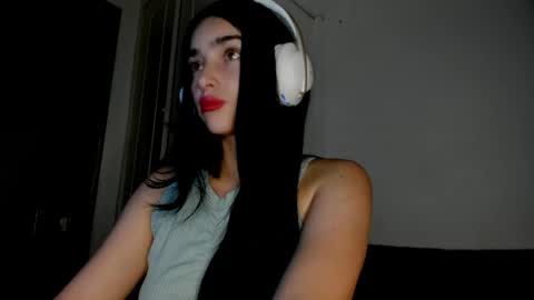 Snapshot of alisson369_ chatting on April 14, 8:09 am Alisson369 online show from April 14, 8:09 am