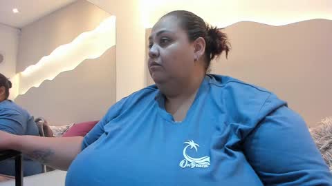 Snapshot of alisson_am chatting on October 27, 11:25 am Alisson online show from October 27, 11:25 am