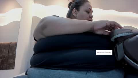 Snapshot of alisson_am chatting on November 3, 11:11 am Alisson online show from November 3, 11:11 am