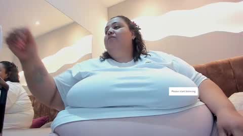 Alisson online show from November 12, 11:21 am