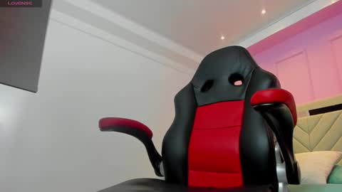 ALISSON online show from November 22, 12:15 pm