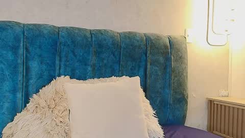 alisson_fox69 online show from October 8, 1:03 am