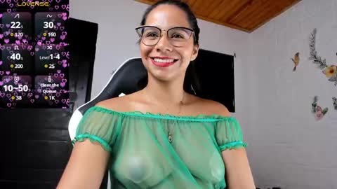 Alisson hoffman05 online show from February 16, 4:42 pm