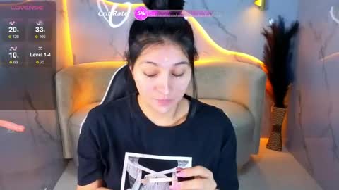 Snapshot of alisson_tx_ chatting on June 5, 7:41 pm alisson_tx_ online show from June 5, 7:41 pm