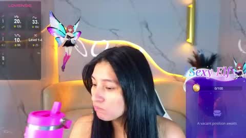 Snapshot of alisson_tx_ chatting on June 16, 7:38 pm alisson_tx_ online show from June 16, 7:38 pm