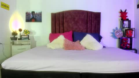 Alisson IG alisson zafiro27 online show from January 8, 9:10 am