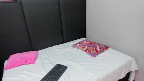 alissonmartin online show from February 14, 3:26 pm