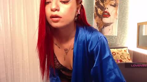 Snapshot of alissonn_morrt chatting on May 28, 8:50 pm Alissonn morrt online show from May 28, 8:50 pm