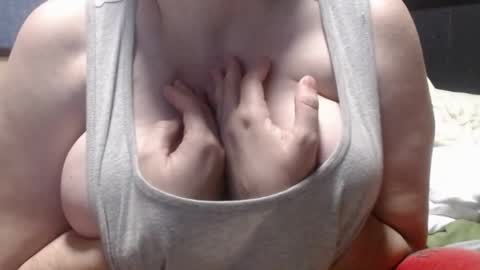 Snapshot of alissonnat chatting on February 4, 6:38 pm Alissonnat online show from February 4, 6:38 pm