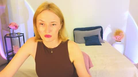 alisssarose online show from June 24, 11:26 pm