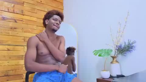 Snapshot of alister_star chatting on June 15, 1:13 pm alister online show from June 15, 1:13 pm