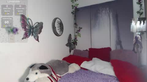 alix_kitty_ online show from July 30, 10:53 pm