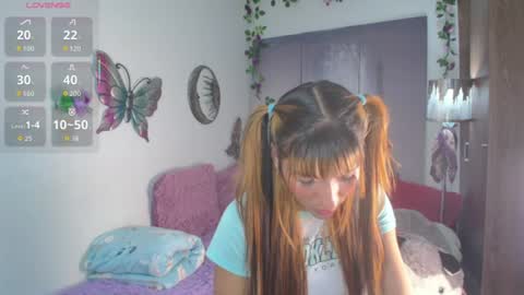 alix_kitty_ online show from August 1, 10:41 pm
