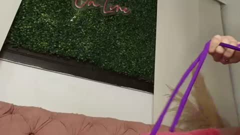 Ali  online show from June 9, 7:36 pm