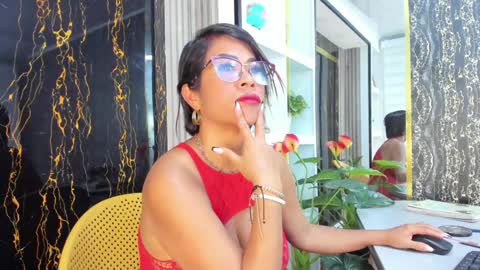 Alix online show from December 17, 8:56 am