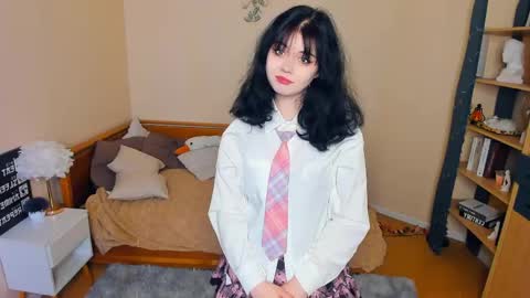 Emily online show from May 17, 9:38 am