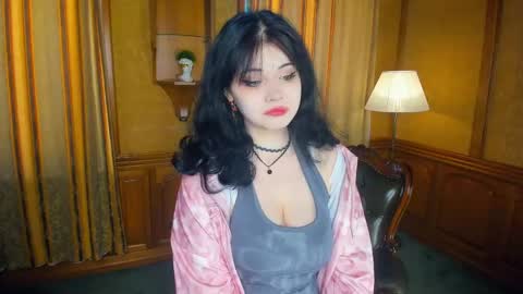 Emily online show from May 19, 8:31 am