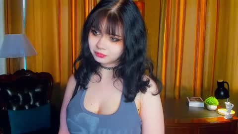 Emily online show from May 31, 10:00 am