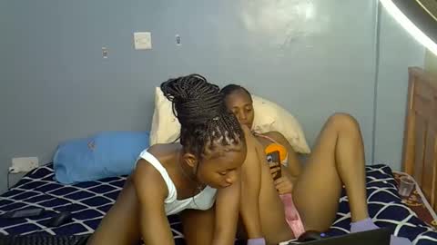 aliyah001 online show from October 23, 11:20 am