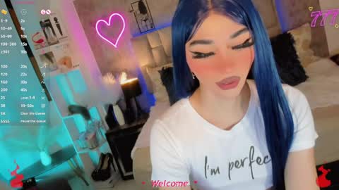 Snapshot of aliz_free chatting on May 22, 7:04 am aliz_free online show from May 22, 7:04 am