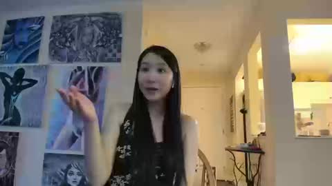 Alize Zaide online show from September 11, 9:15 pm