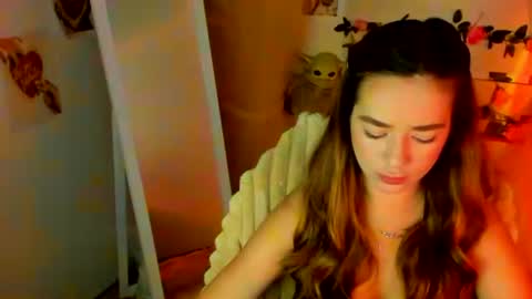Snapshot of allana_dream chatting on June 24, 6:23 am Allana online show from June 24, 6:23 am