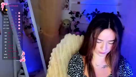 Snapshot of allana_dream chatting on July 18, 6:39 am Allana online show from July 18, 6:39 am