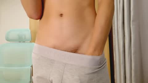 Snapshot of allangil chatting on April 11, 5:17 pm Allan online show from April 11, 5:17 pm