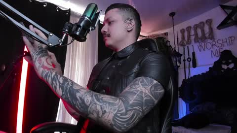 Snapshot of allanhurtss chatting on January 20, 6:10 pm online show from January 20, 6:10 pm