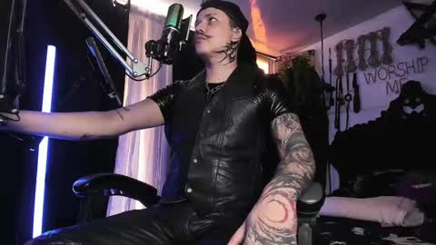 Snapshot of allanhurtss chatting on March 10, 6:01 pm online show from March 10, 6:01 pm