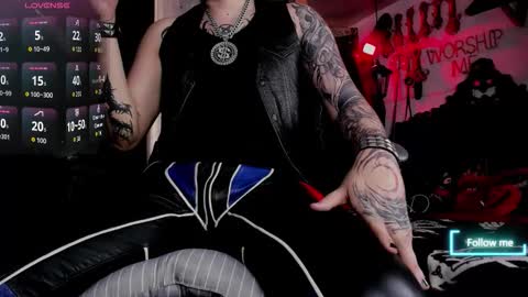 Snapshot of allanhurtss chatting on September 10, 5:46 pm online show from September 10, 5:46 pm