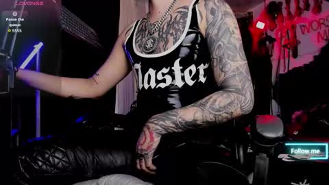 Snapshot of allanhurtss chatting on September 22, 3:58 pm online show from September 22, 3:58 pm