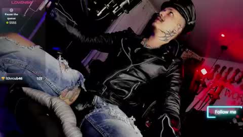 Snapshot of allanhurtss chatting on September 24, 2:15 am online show from September 24, 2:15 am