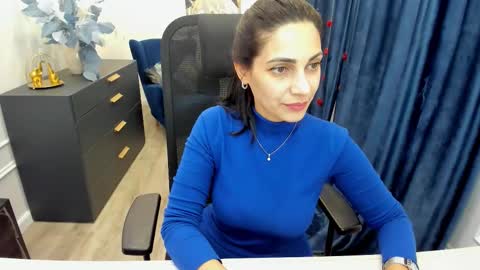 allayerty online show from November 6, 11:33 am