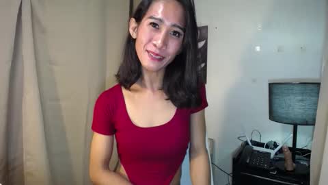 trina online show from January 28, 12:11 pm