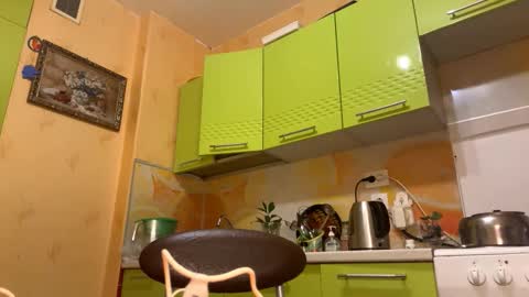 Snapshot of allegralenherr chatting on October 29, 9:05 pm Lina online show from October 29, 9:05 pm