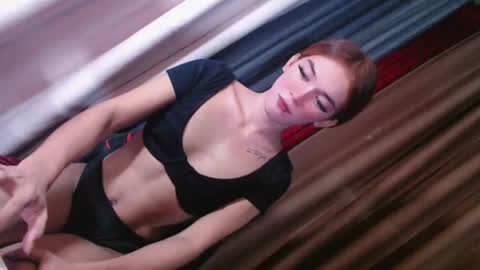 Snapshot of allerria_ chatting on August 2, 6:12 am Allerria online show from August 2, 6:12 am