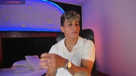 Snapshot of allexcano chatting on February 28, 12:20 pm Allex online show from February 28, 12:20 pm