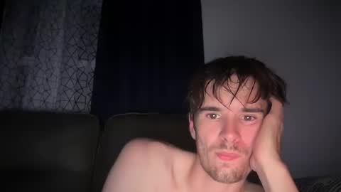 Snapshot of alleycat2001 chatting on October 6, 2:09 am alleycat2001 online show from October 6, 2:09 am