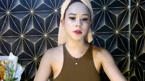 Lavinia  online show from April 16, 11:22 am