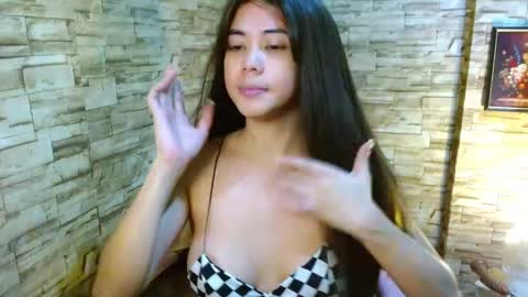 Lavinia  online show from April 29, 5:30 pm