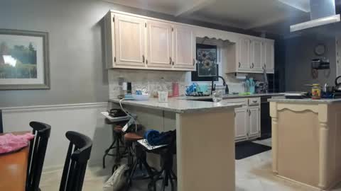 wishlist on bio online show from January 21, 11:24 pm