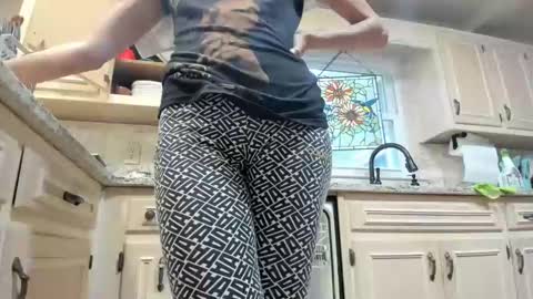 wishlist on bio online show from January 27, 5:04 pm