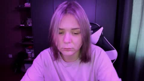 Blair online show from November 17, 4:51 am