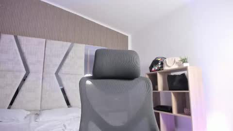 ALLICE online show from December 14, 11:59 am