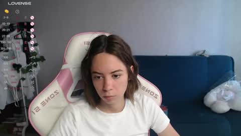 Snapshot of allie_hazie chatting on July 4, 3:02 am alice online show from July 4, 3:02 am