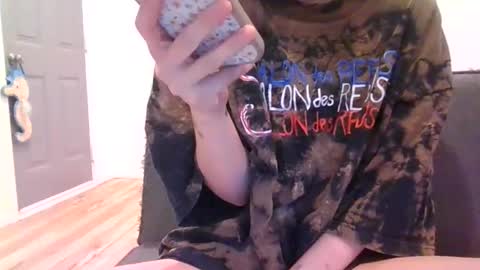 alliebearx online show from January 12, 5:33 pm