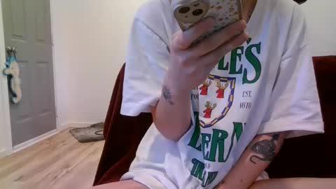 alliebearx online show from January 25, 4:46 pm