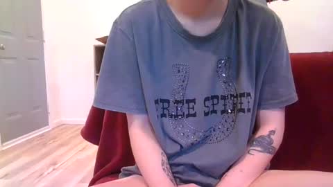 alliebearx online show from January 27, 11:22 pm